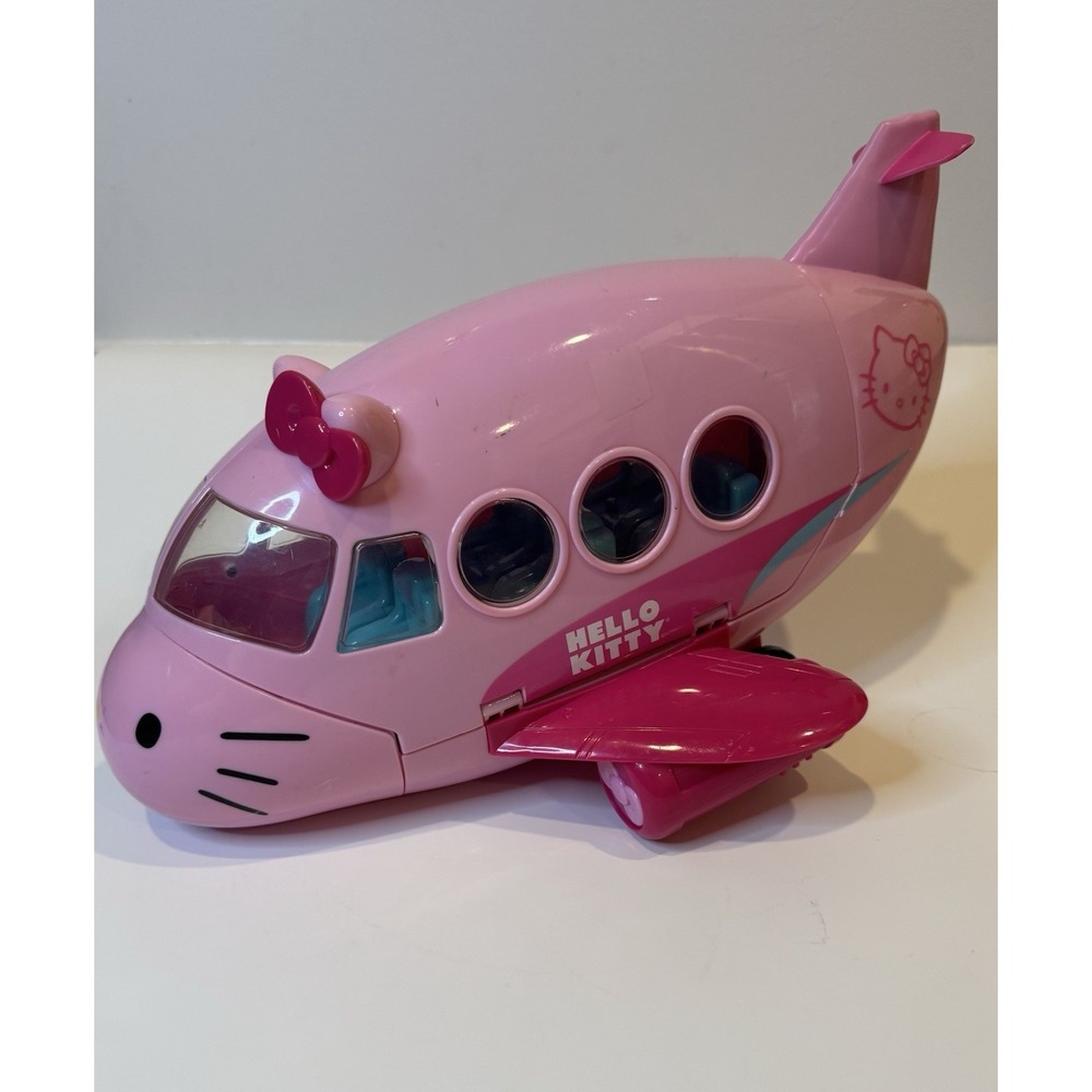 Hello Kitty Airplane Playset Jumbo Jet Plane Toy Sanrio 2014 Pink- Missing Wheel